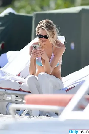 Charlotte McKinney / Char_mck / charlottemckinney фото голая #1275