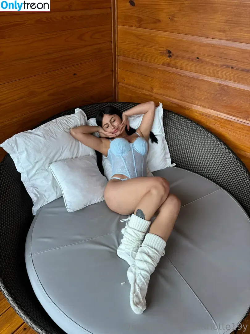 charlotte19y голая photo #0641 (charlotte19y)