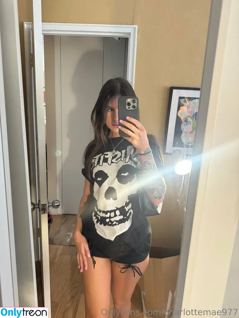charlottemae977 nude photo #0018 (charlottemae977)