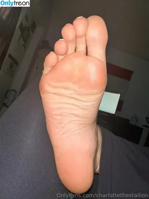 CharlotteTheStallion / Charlotte Rae / TheStallionFeet / by__a__thread / paulinasprettyfeet nude photo #0054