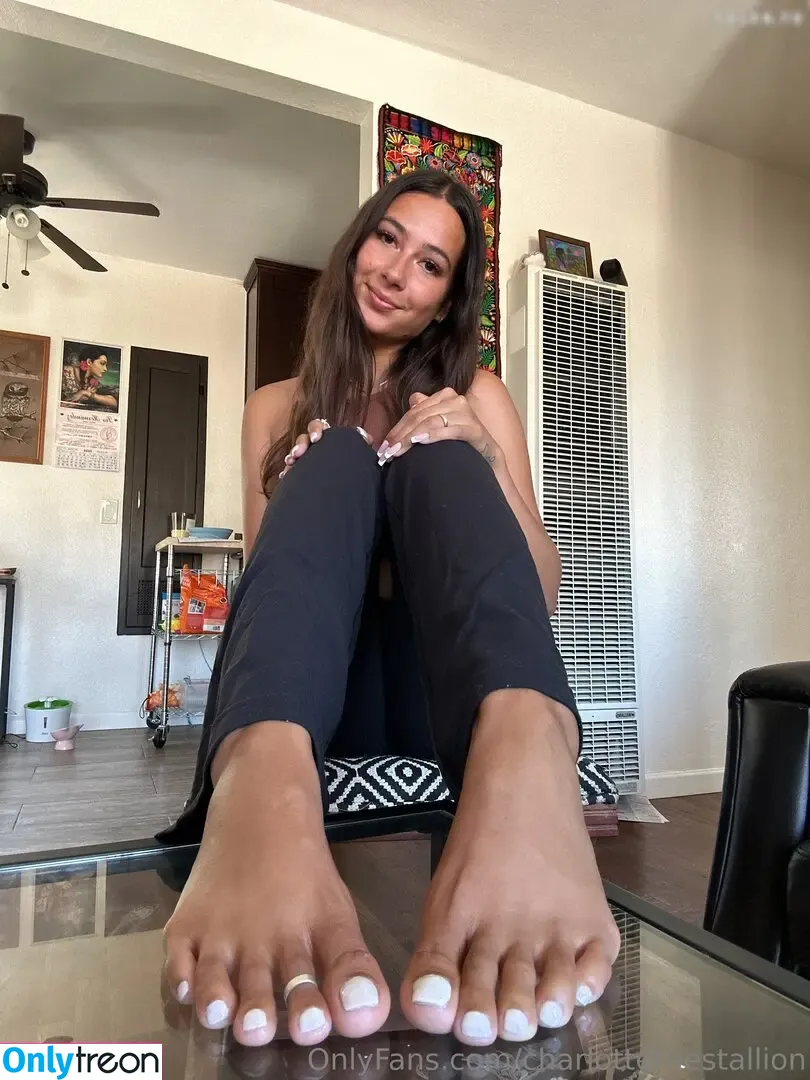 CharlotteTheStallion nude photo #0118 (Charlotte Rae / TheStallionFeet / by__a__thread / paulinasprettyfeet)