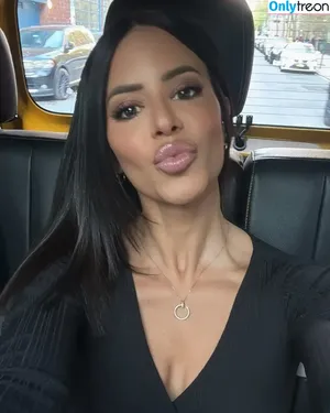 Charly Arnolt / Charly Caruso / charlyontv nude photo #0105