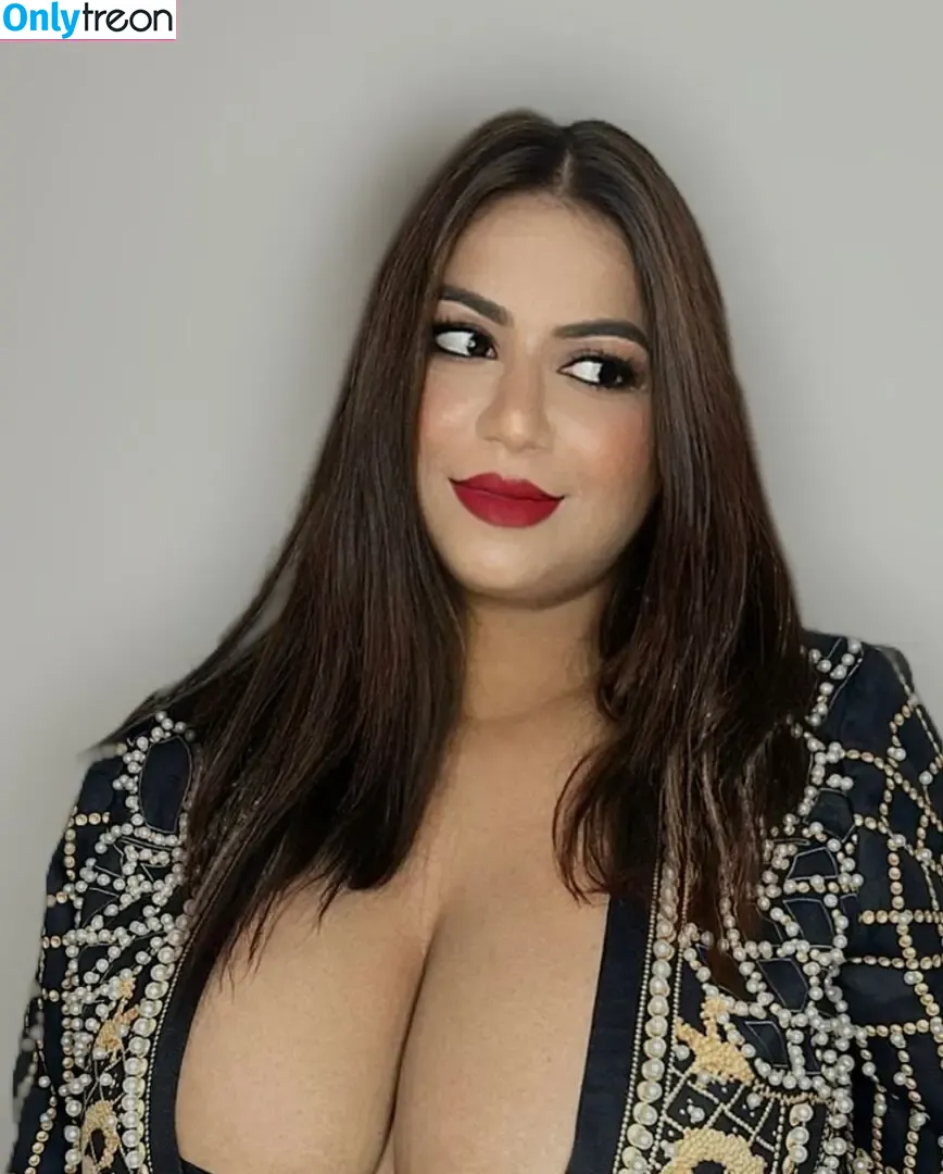 Charu S nude photo #0036 (charuRc22 / charusharma0108)