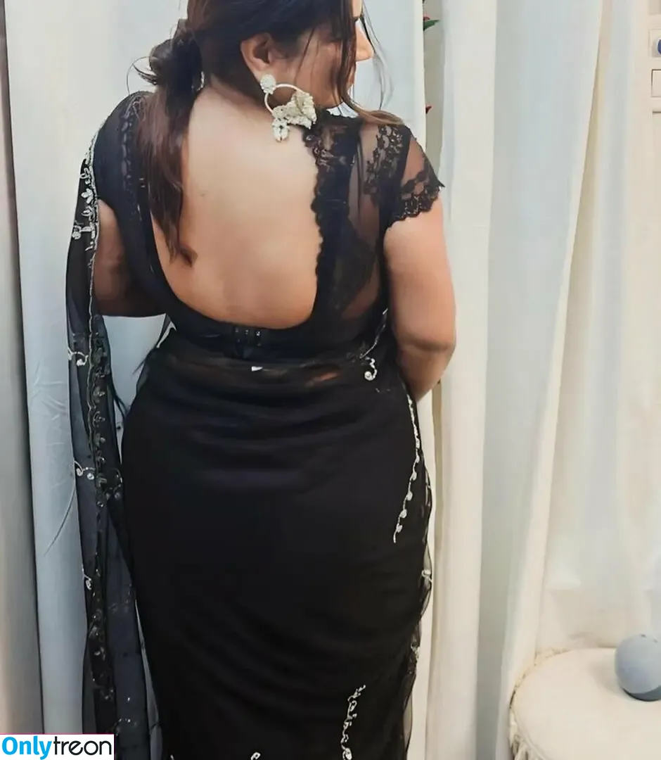 Charu Sharma nude photo #0027 ( / Charu S / Charushamra0801 / charusharma0108)