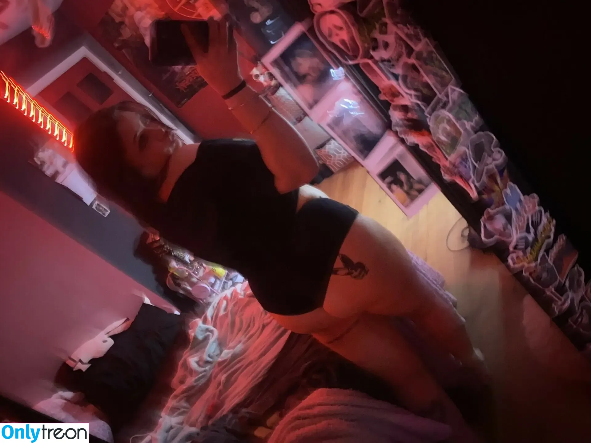 Chaschoppa nude photo #0025 (Chasity / chasschoppa / glockchas)