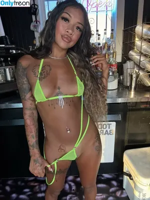 cheekychynaa / ceechynaa nude photo #0040