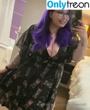 chelsbennett / cosmicbunnixo nude photo #0093