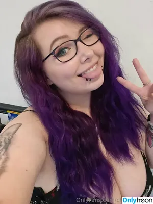 chelsbennett / cosmicbunnixo nude photo #0117