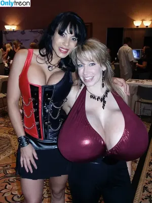 Chelsea Charms / chelsea_charms_ / chelseamystory nude photo #4001