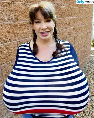 Chelsea Charms / chelsea_charms_ / chelseamystory nude photo #4174