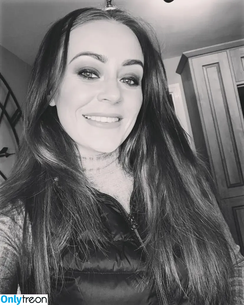 Chelsea Ferguson nude photo #0022 (chelseafergo / chelsfergo)