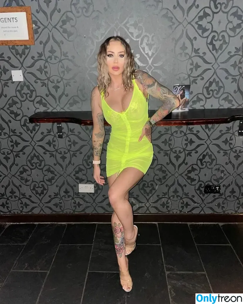 Chelsea Ferguson nude photo #0056 (chelseafergo / chelsfergo)