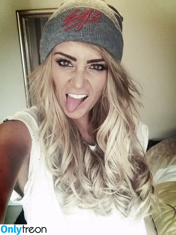 Chelsea Ferguson nude photo #0077 (chelseafergo / chelsfergo)