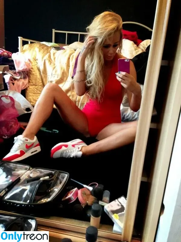 Chelsea Ferguson nude photo #0097 (chelseafergo / chelsfergo)