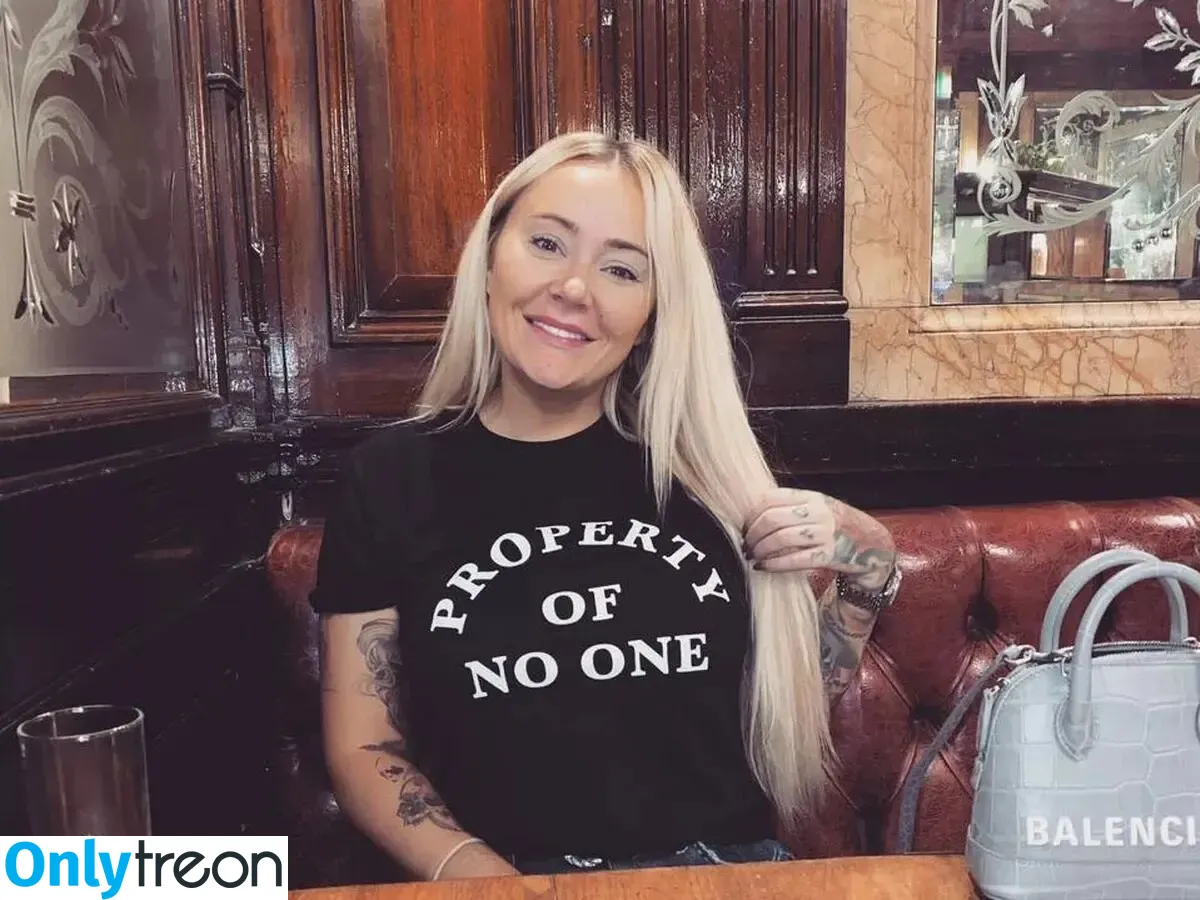 Chelsea Ferguson nude photo #0280 (chelseafergo / chelsfergo)
