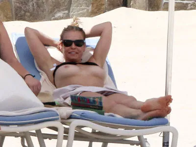 Chelsea Handler / chelseacockhandler / chelseahandler nude photo #0011