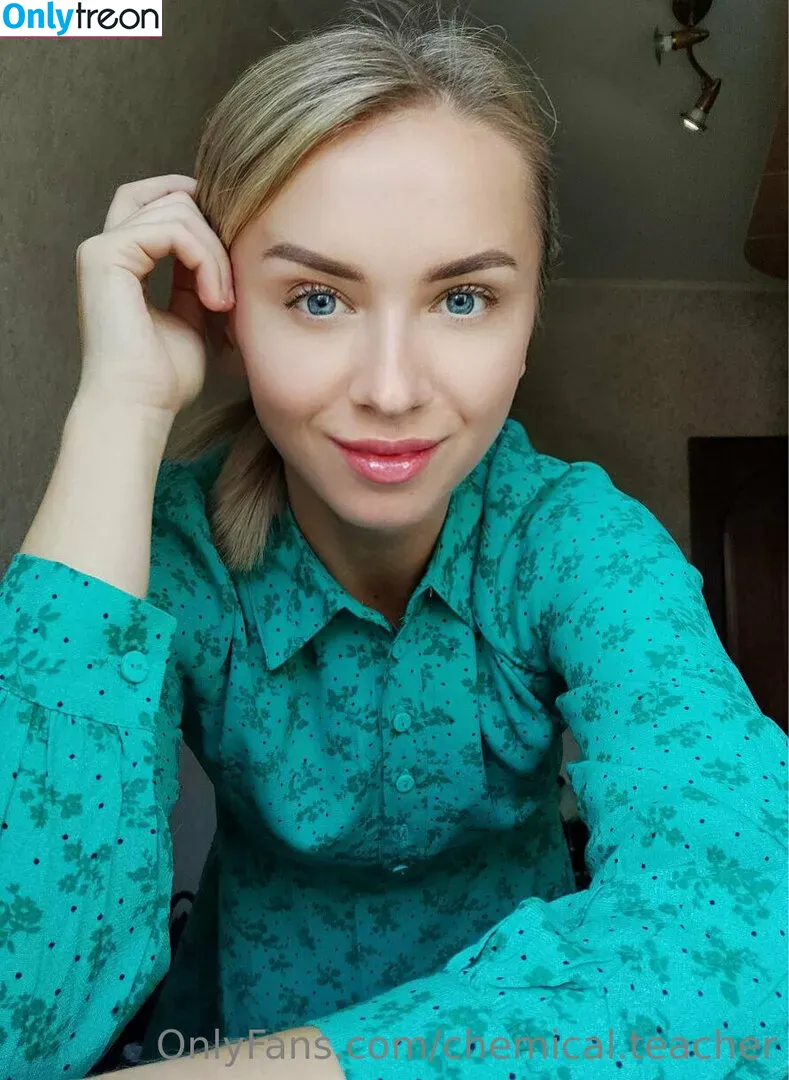 Chemical.Teacher Stefania голая photo #0071 (chemical.teacher / sssstefi)