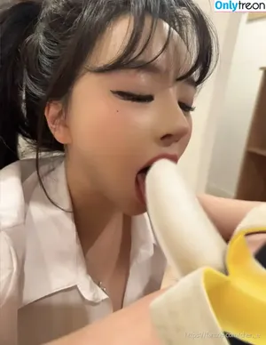 Cher._e / 손민경 nude photo #0185