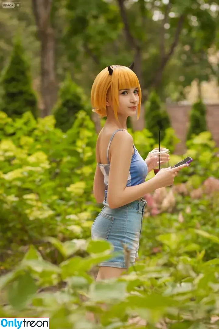 Cheremsha nude photo #0019 (cheremsha_cosplay / honeycheree)