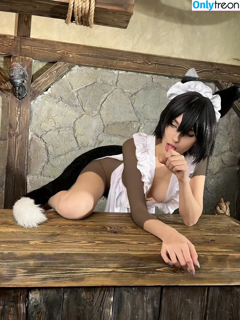 Cheremsha nude photo #0176 (cheremsha_cosplay / honeycheree)