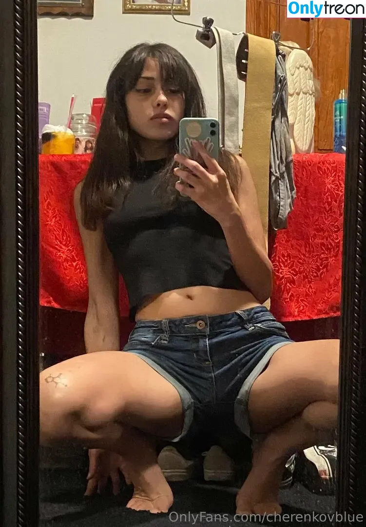 cherenkovblue nude photo #0013 (cherenkovblue)