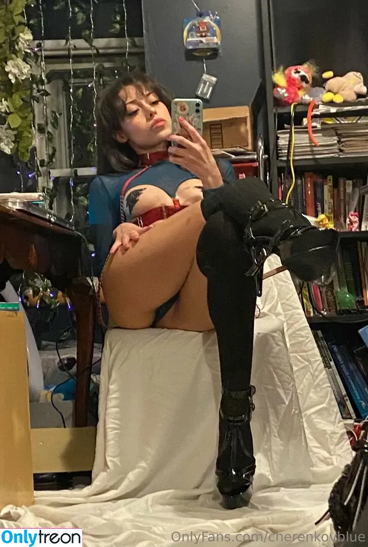 cherenkovblue nude photo #0016 (cherenkovblue)