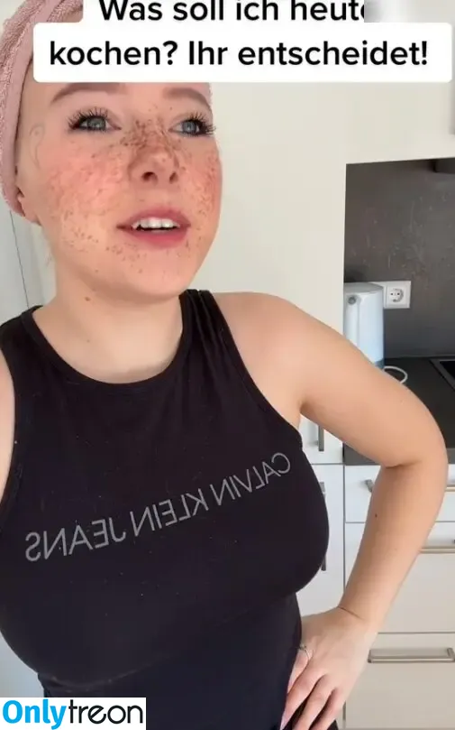 Cheriimoya nude photo #0010 (Cheriimoya)