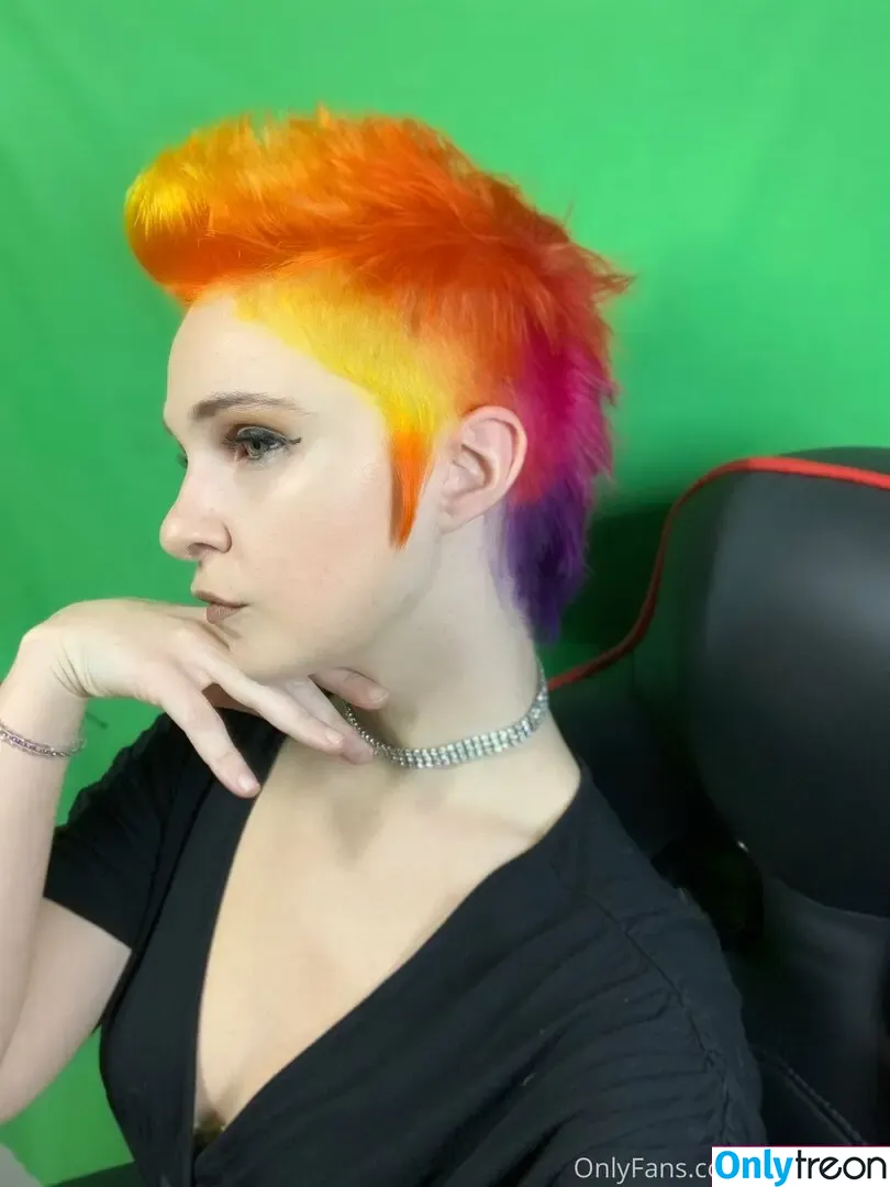 cherryfoxjk nude photo #0002 (hippychick7609)