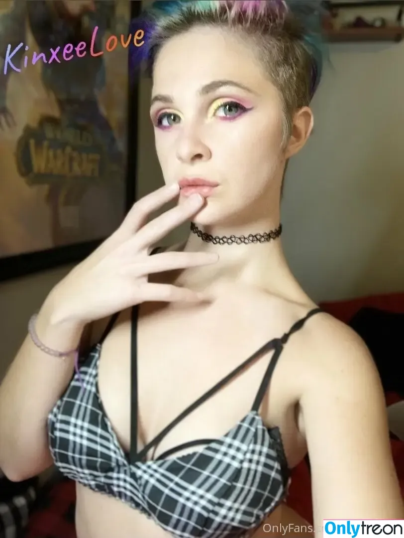 cherryfoxjk nude photo #0024 (hippychick7609)
