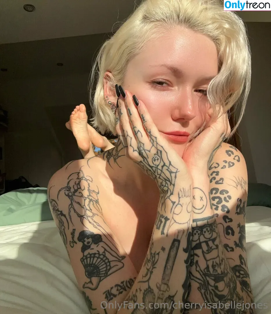 cherryisabellejones голая photo #0110 (ceriijoness)