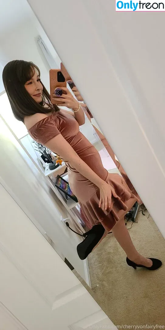 cherryvonfairyfree голая photo #0008 (cherryvonfairyfree)