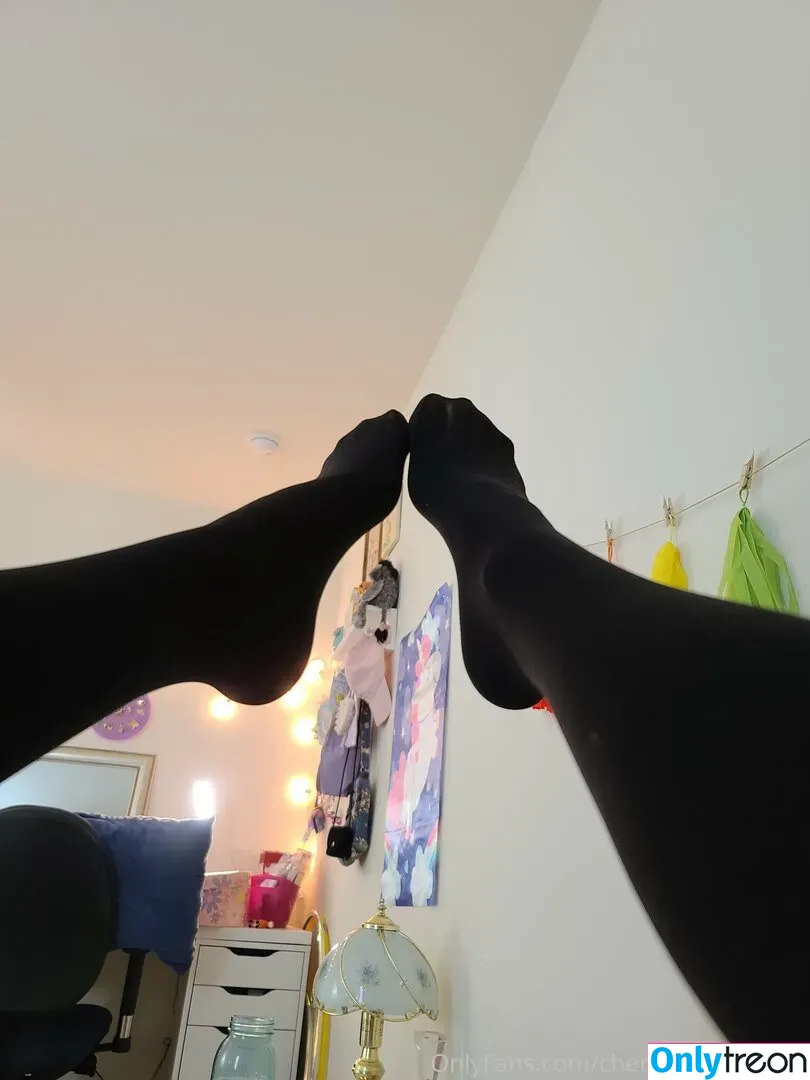 cherryvonfairyfree nude photo #0054 (cherryvonfairyfree)