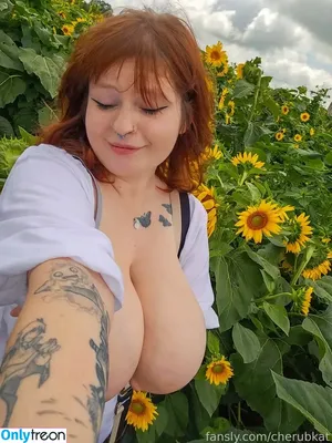 cherubkat / cherub.kat nude photo #0015