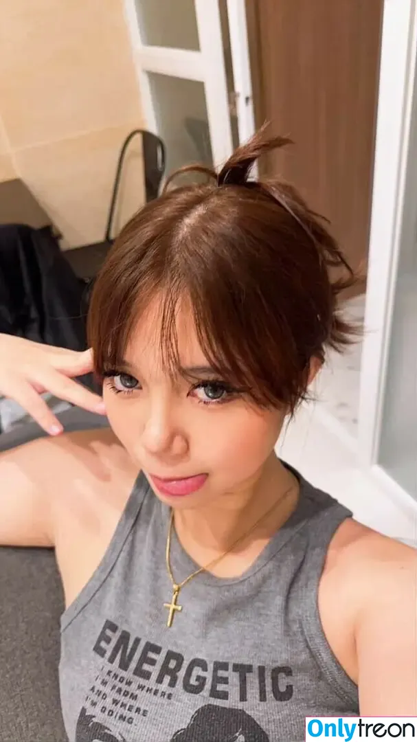 Chescakeuu nude photo #0026 (cmaggiofree)