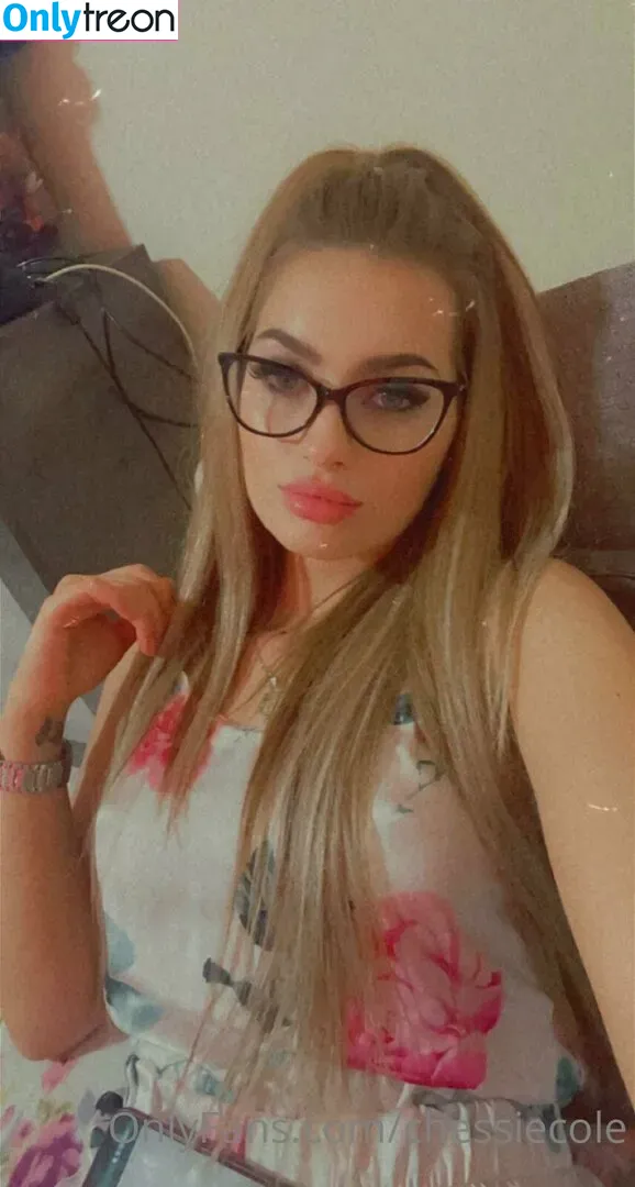 chessiecole голая photo #0014 (chessiekettle)