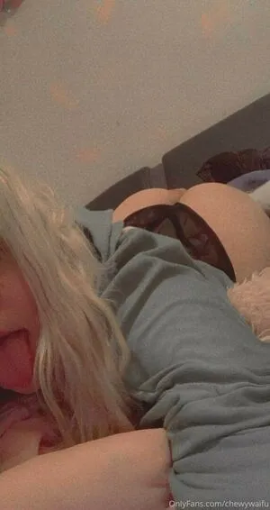Chewys.melons / Chewy_waifu / chewtastic_chewy фото голая #0193