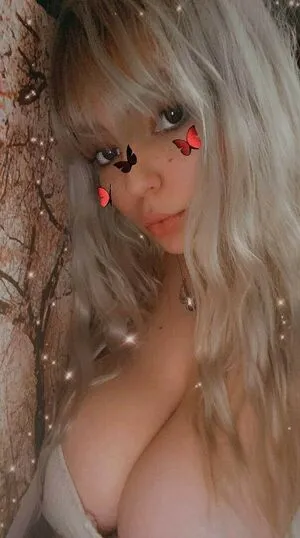 Chewys.melons / Chewy_waifu / chewtastic_chewy фото голая #0222