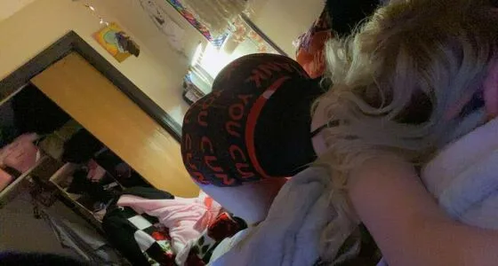 Chewys.melons / Chewy_waifu / chewtastic_chewy фото голая #0225