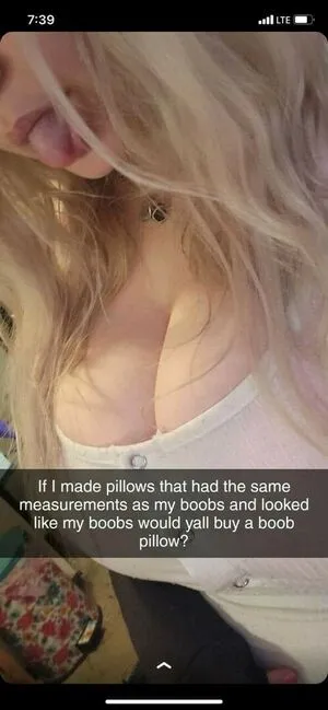 Chewys.melons / Chewy_waifu / chewtastic_chewy фото голая #0262