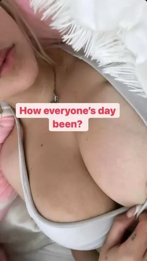 Chewys.melons / Chewy_waifu / chewtastic_chewy фото голая #0330