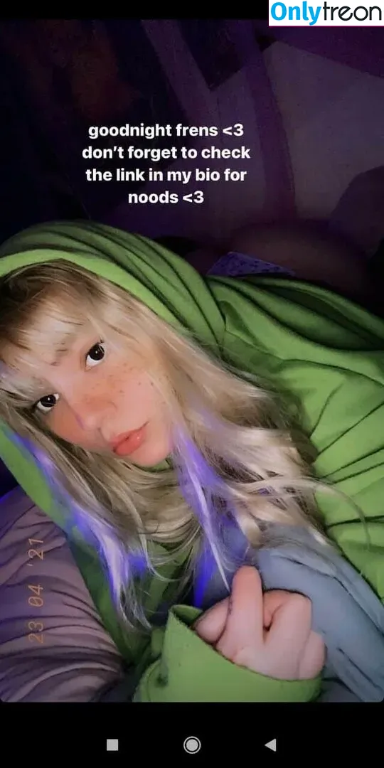 Chewys.melons голая photo #0133 (Chewy_waifu / chewtastic_chewy)