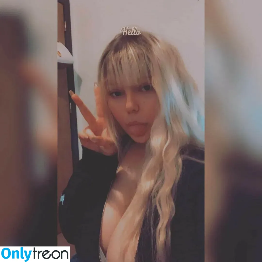 Chewys.melons голая photo #0168 (Chewy_waifu / chewtastic_chewy)