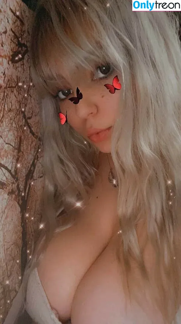 Chewys.melons голая photo #0222 (Chewy_waifu / chewtastic_chewy)