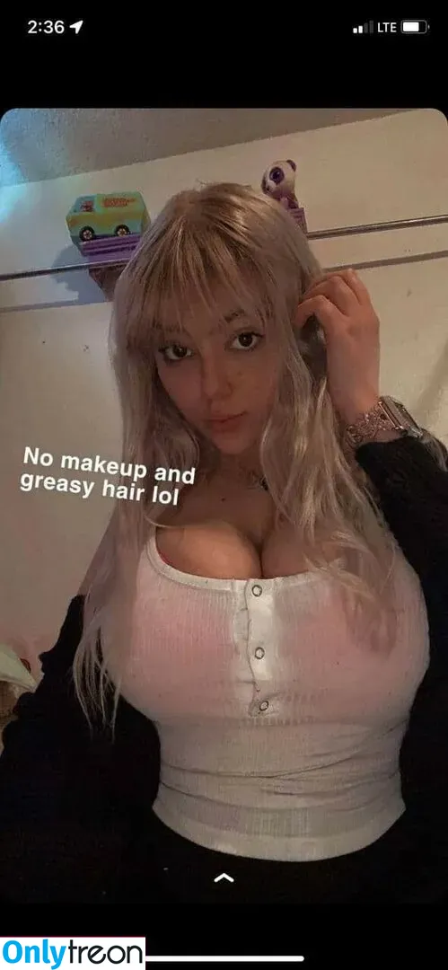 Chewys.melons nude photo #0227 (Chewy_waifu / chewtastic_chewy)