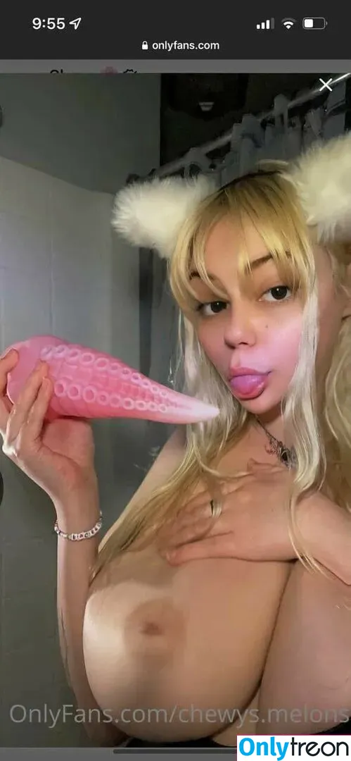 Chewys.melons голая photo #0320 (Chewy_waifu / chewtastic_chewy)