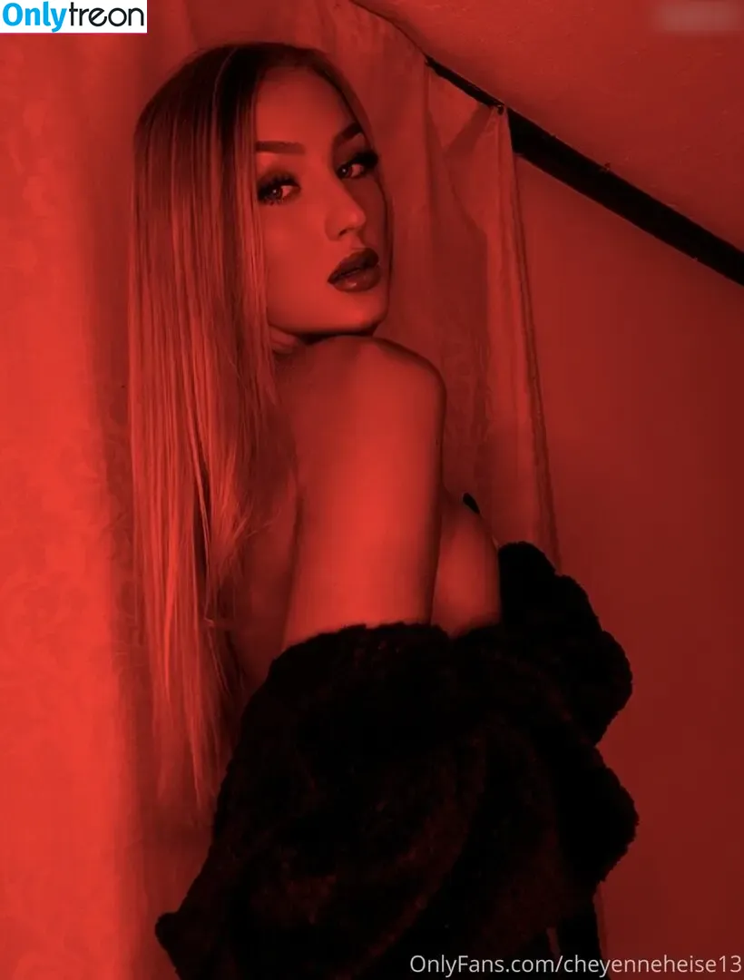 Cheyenne Heise голая photo #0038 (ch.eyennexx / violin.str)