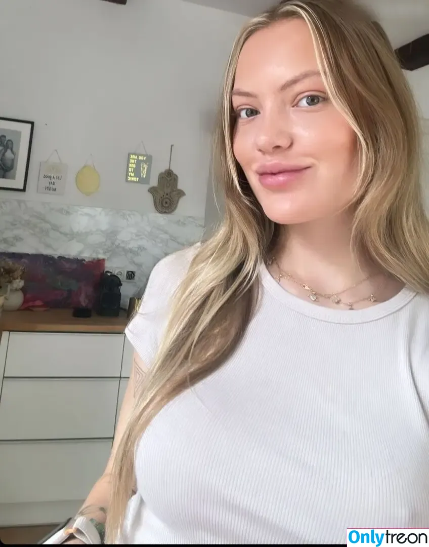 Cheyenne Ochsenknecht nude photo #0034 (Cheyenne Ochsenknecht)