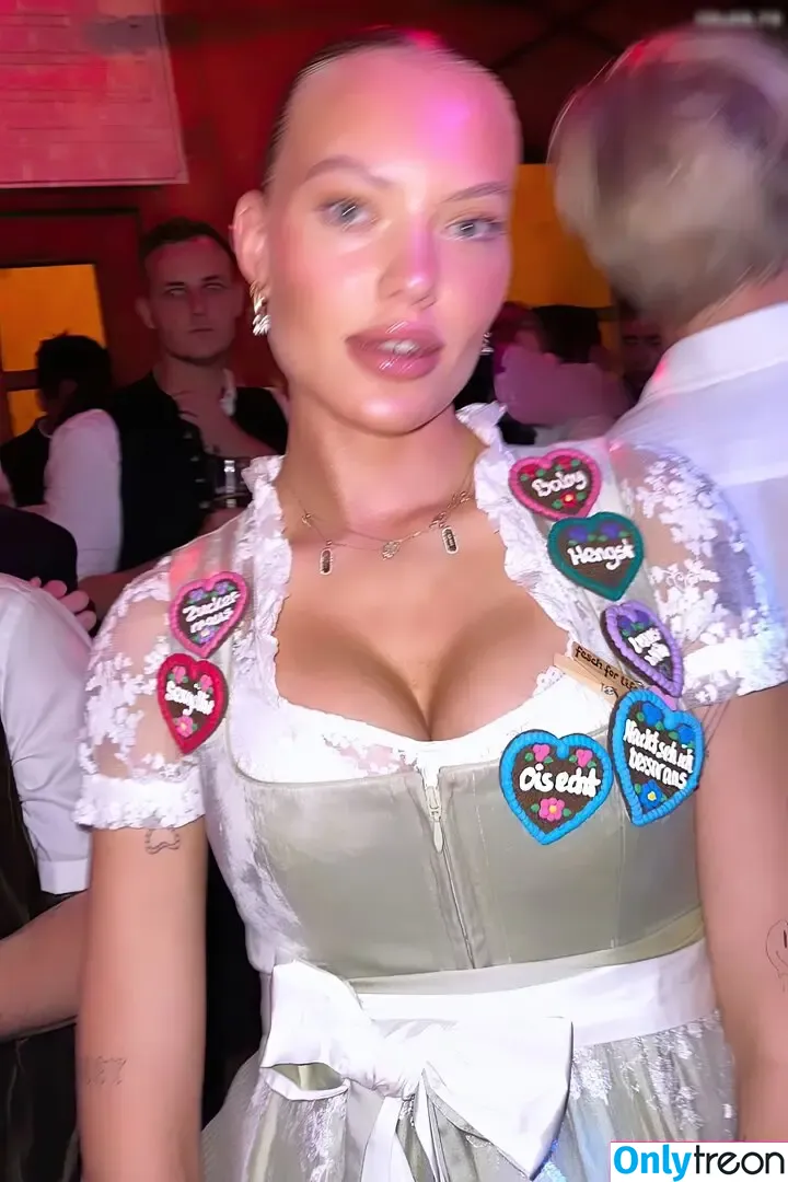 Cheyenne Ochsenknecht голая photo #0121 (Cheyenne Ochsenknecht)