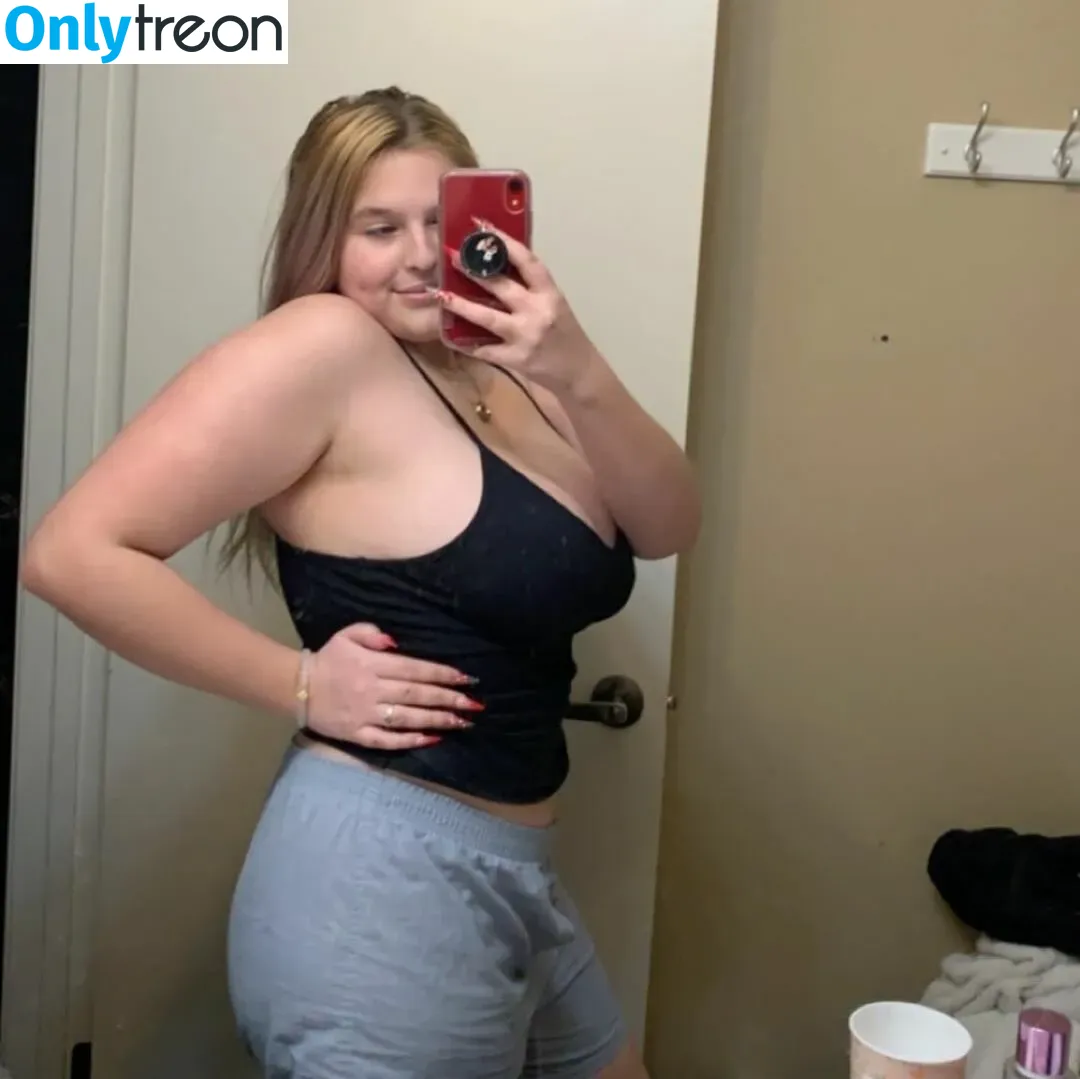 Cheyenne nude photo #0092 (cheybxbbles / cheyennecc_)