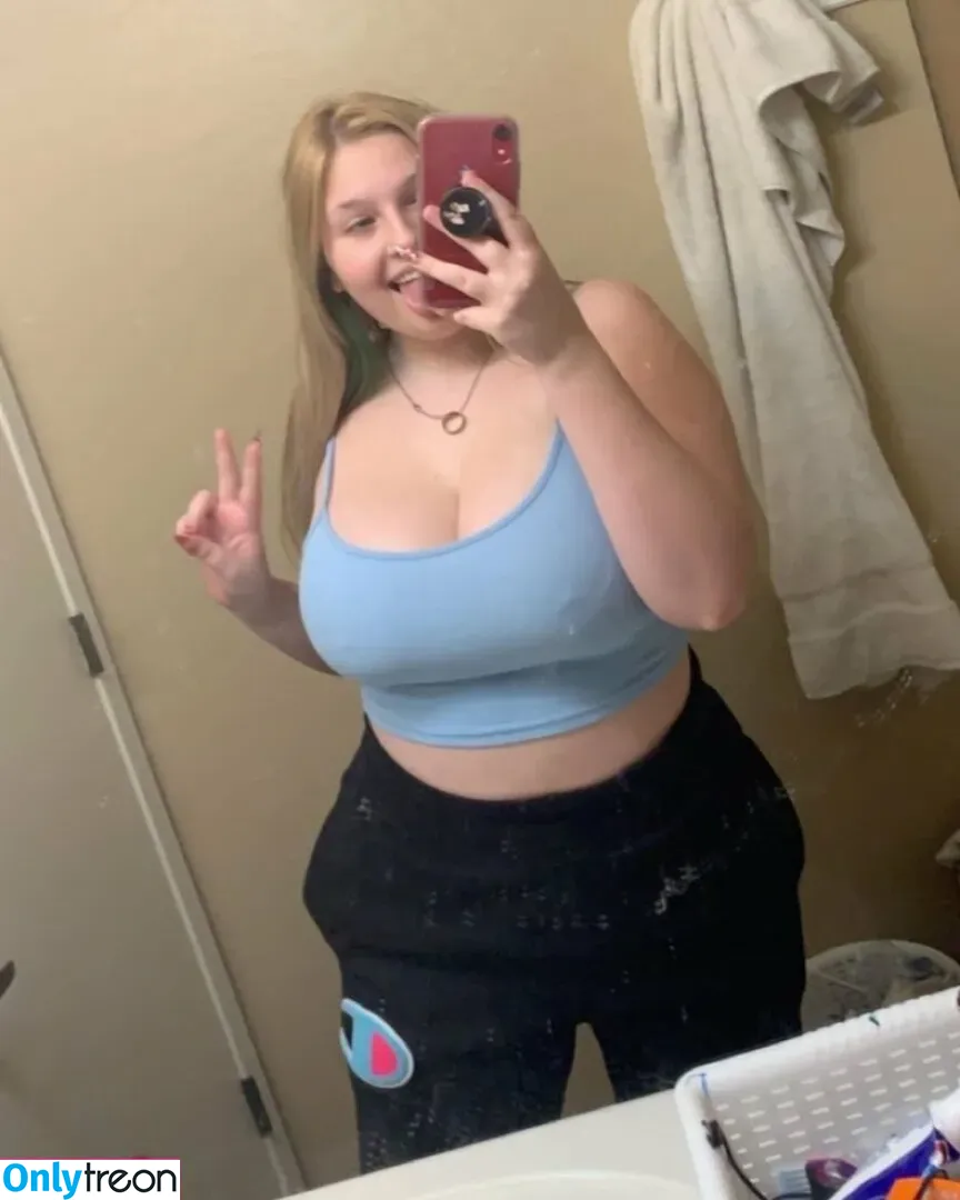 Cheyenne nude photo #0096 (cheybxbbles / cheyennecc_)